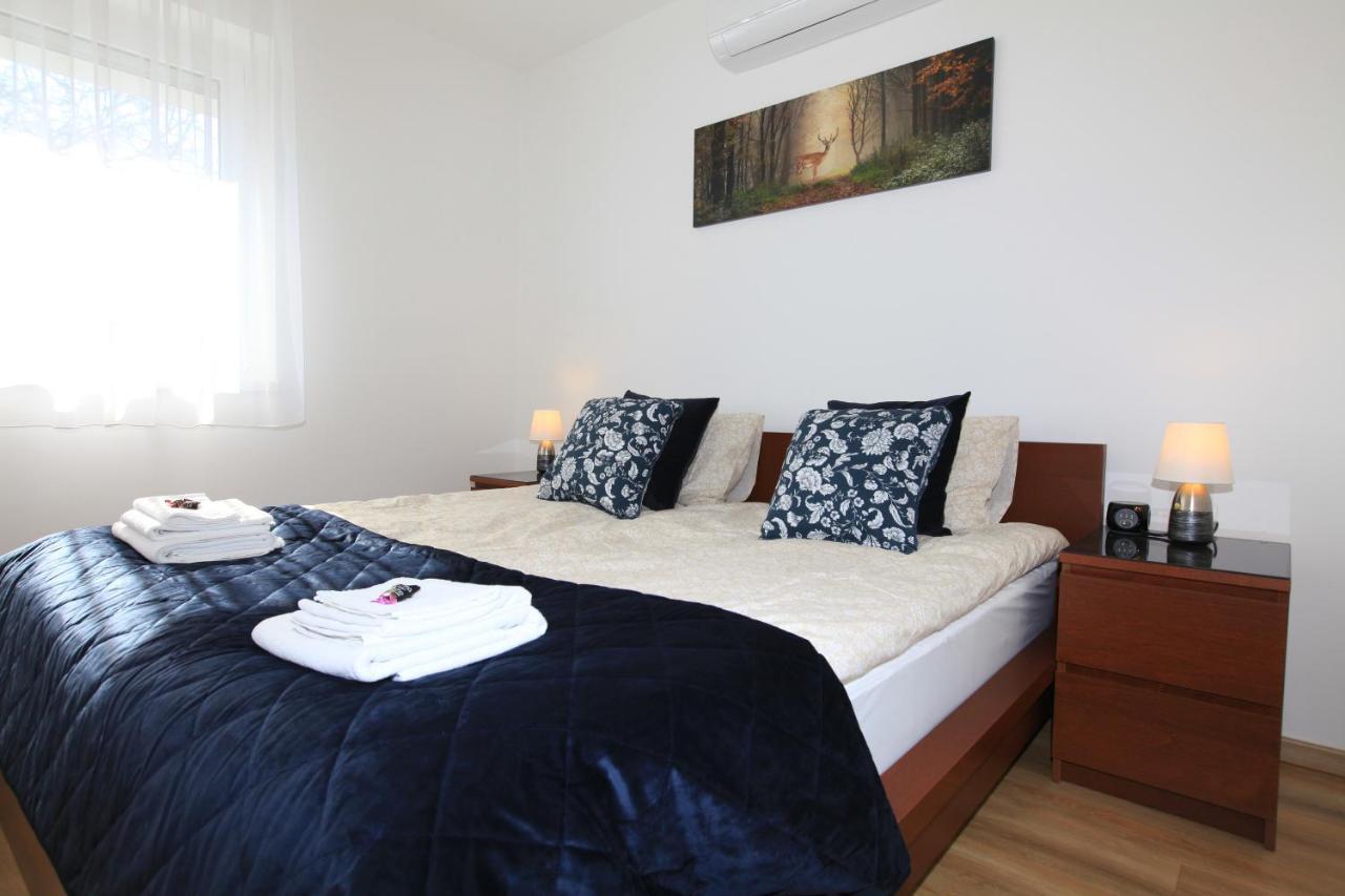 Paskal-Lux Apartments With Free Parking And Ac Budapest Eksteriør bilde