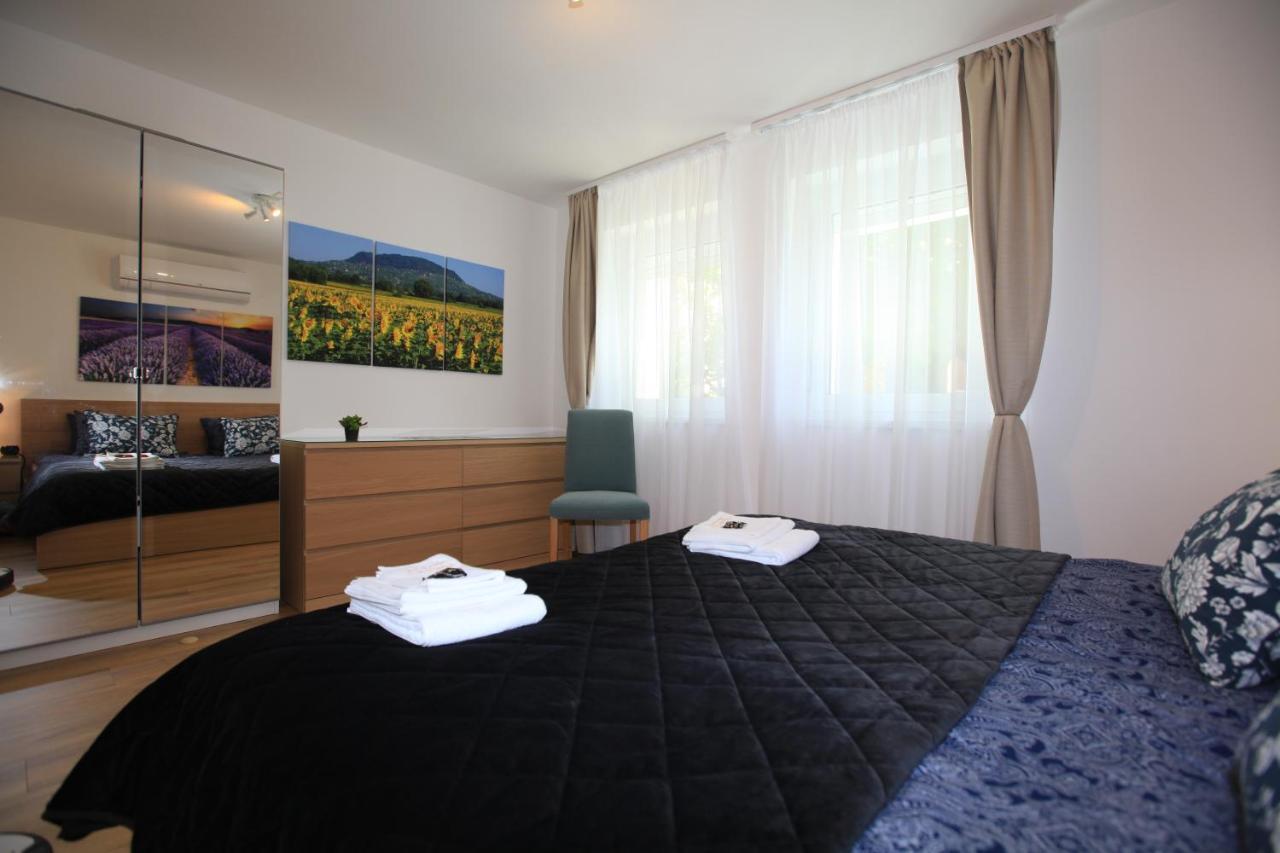Paskal-Lux Apartments With Free Parking And Ac Budapest Eksteriør bilde